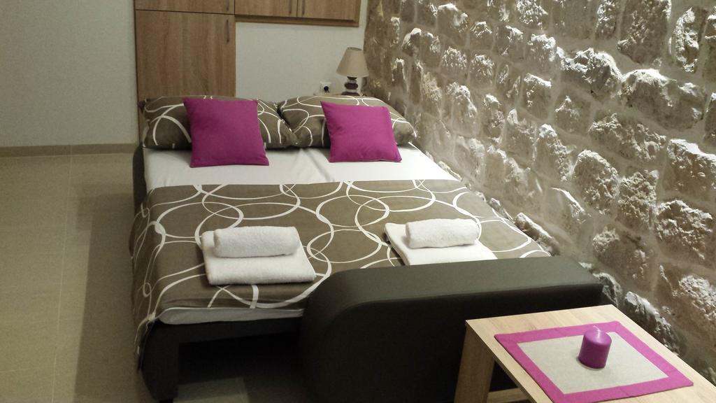 Studio Apartment Legcevic Kaštela Δωμάτιο φωτογραφία