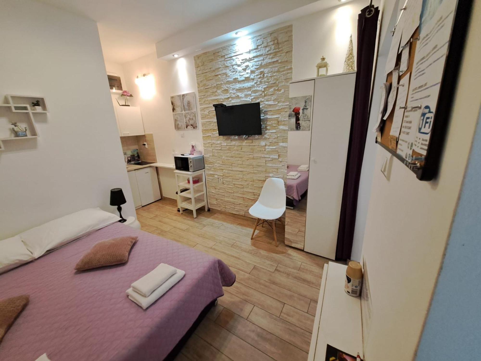 Studio Apartment Legcevic Kaštela Εξωτερικό φωτογραφία