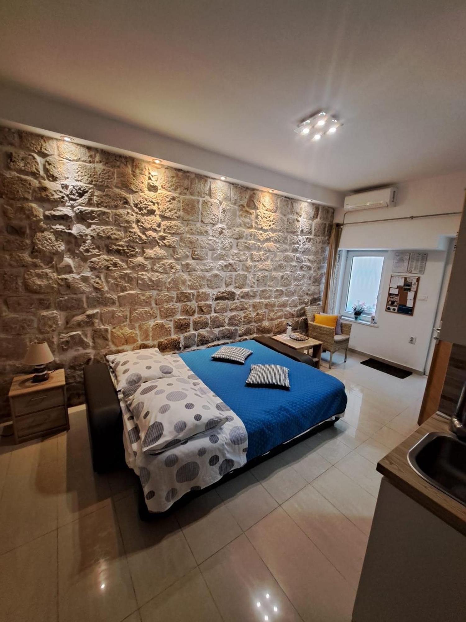 Studio Apartment Legcevic Kaštela Εξωτερικό φωτογραφία