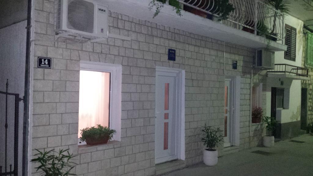 Studio Apartment Legcevic Kaštela Εξωτερικό φωτογραφία