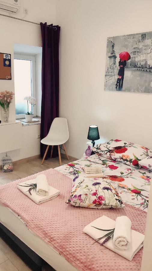 Studio Apartment Legcevic Kaštela Εξωτερικό φωτογραφία